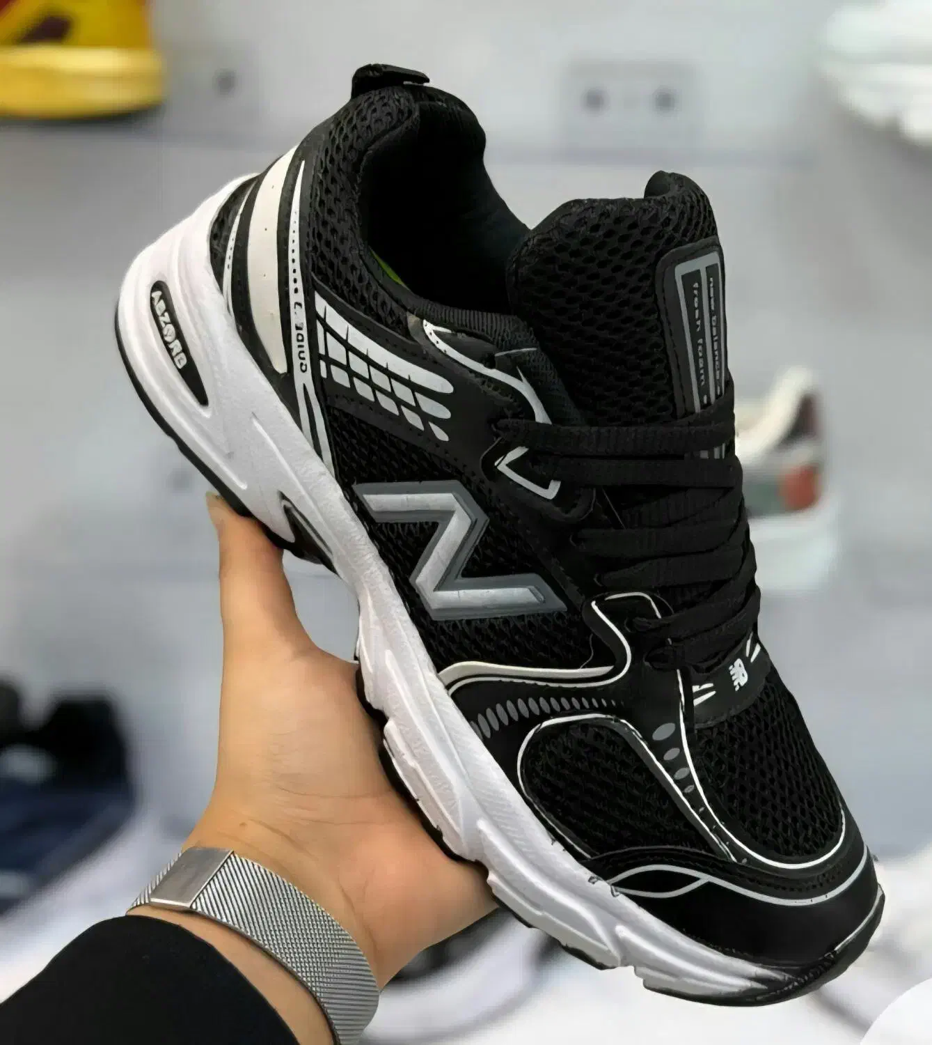 حراج کتونی به تعداد محدود زیر قیمت فاکتور 550تومان|کیف، کفش، کمربند|اراک, |دیوار