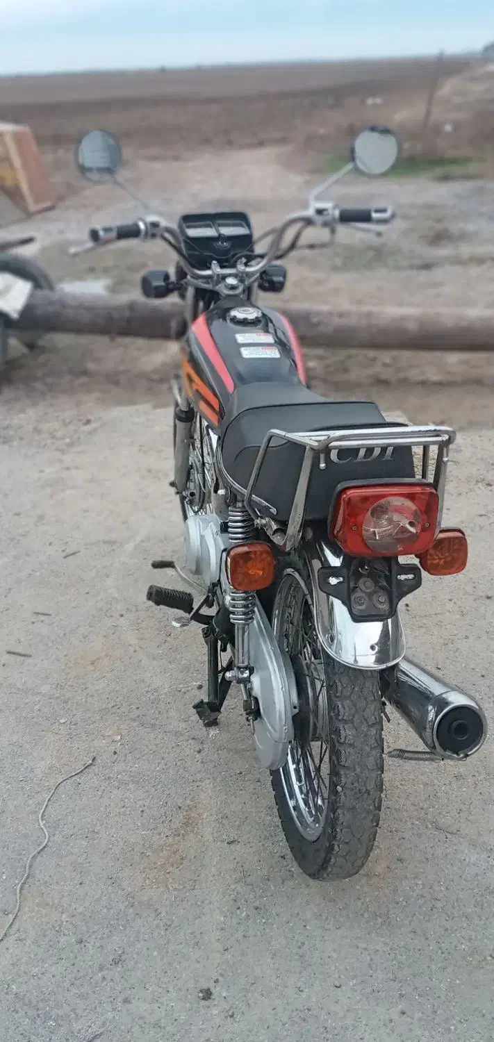 موتور های مزاییده،اصل هوندا ،۱۲۵ ،۲۰۰|موتورسیکلت|سیمین شهر, |دیوار