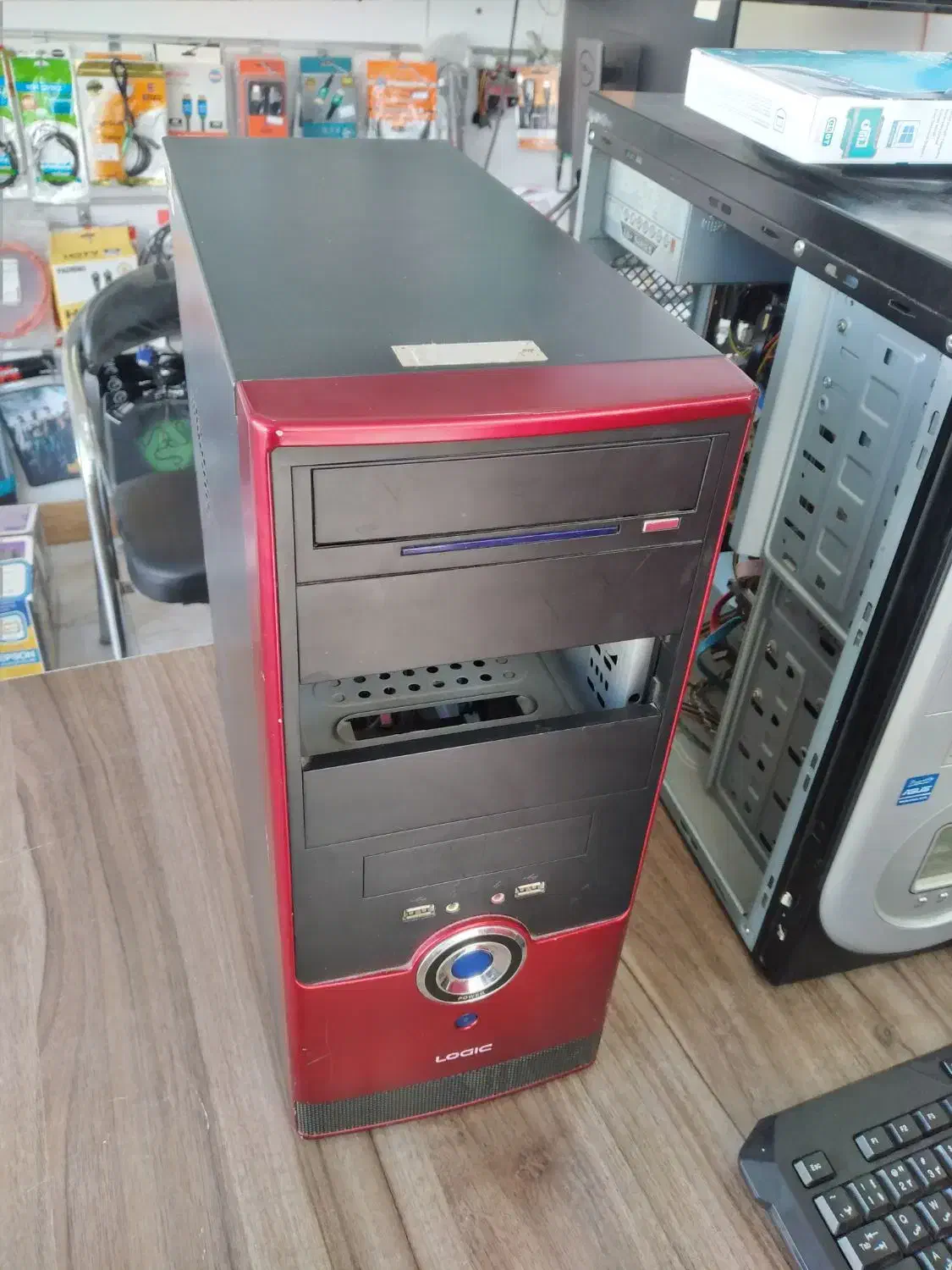 یک عدد کامپیوتر اداری|رایانه رومیزی|گنبد کاووس, |دیوار