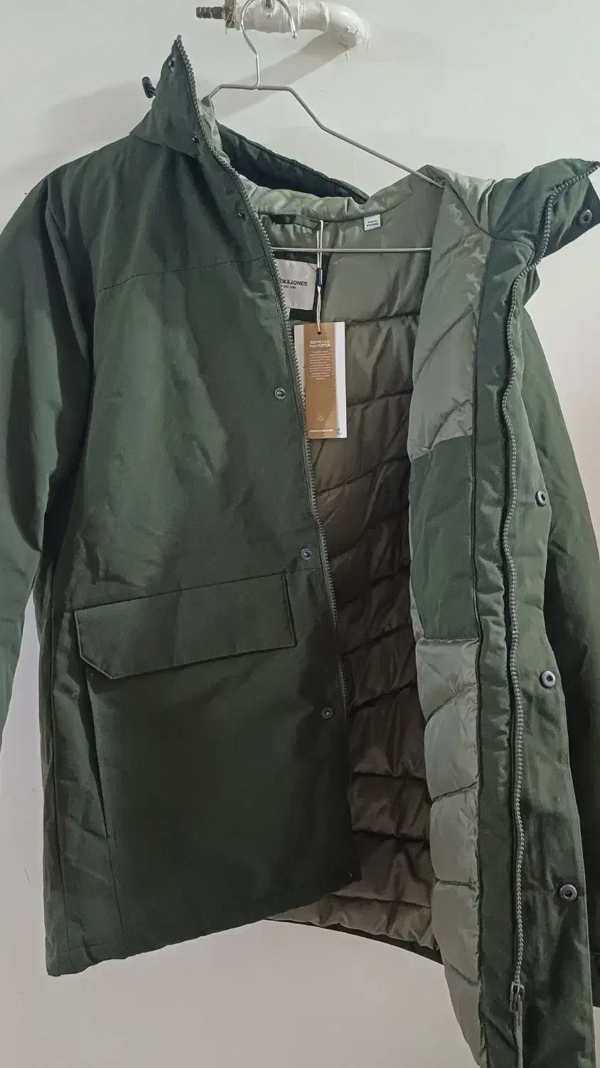 کاپشن|لباس|تهران, آهنگران (سراسیاب دولاب)|دیوار