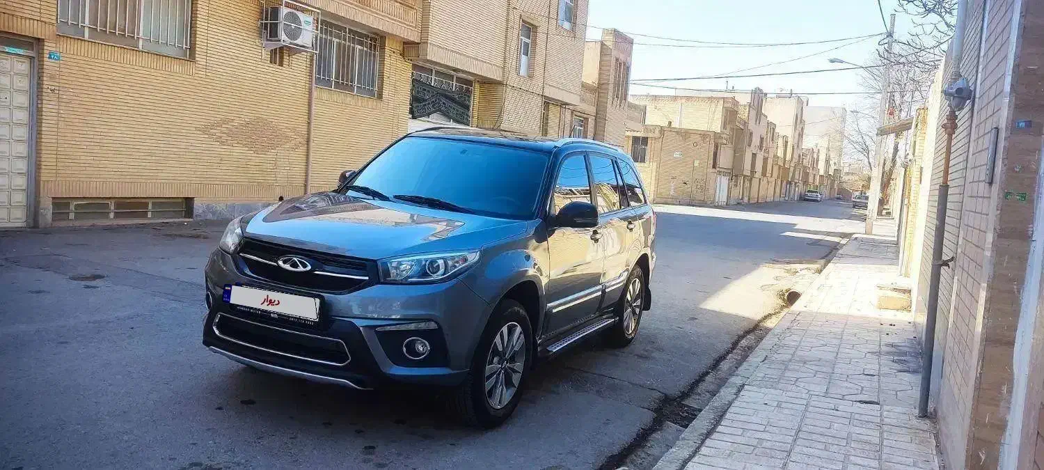 x 33s  مدل ۱۴۰۰ بدون رنگ و تمیز|خودرو سواری و وانت|شاهین‌شهر, شهرک ردانی پور|دیوار