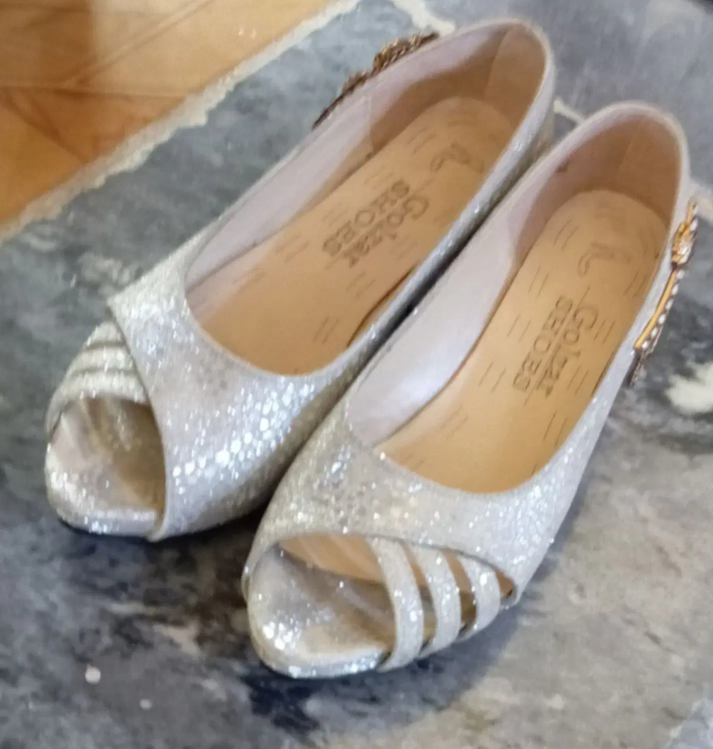 کفش مجلسی|کیف، کفش، کمربند|هندیجان, |دیوار