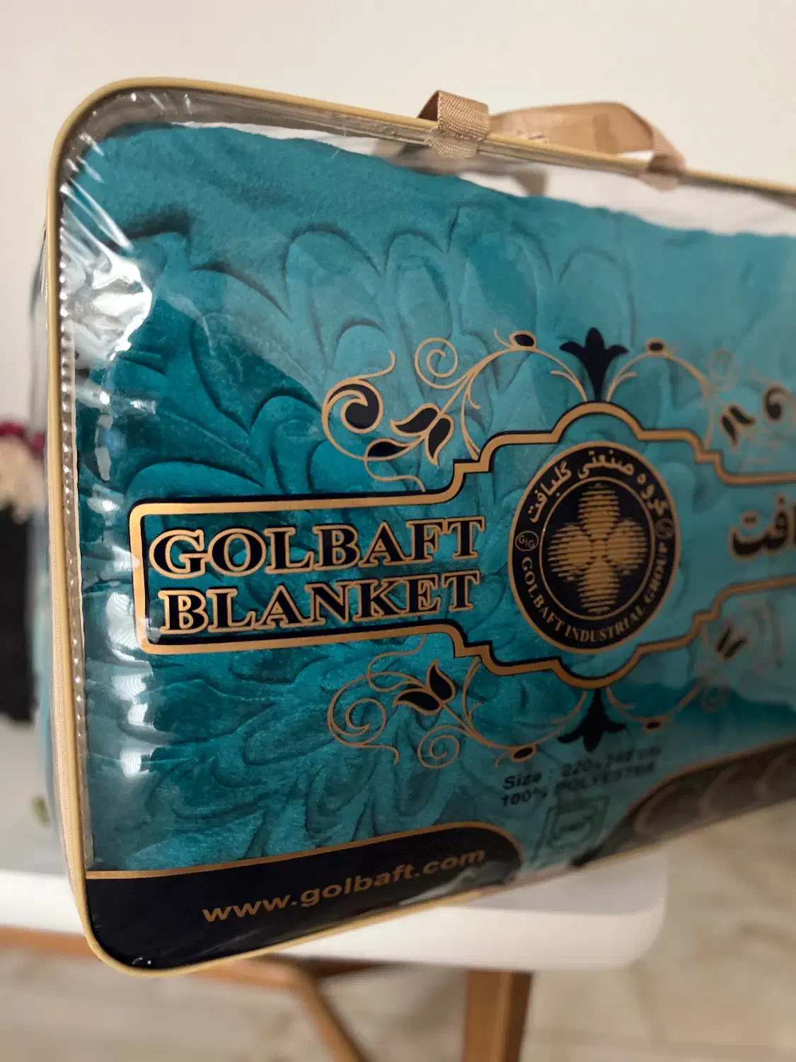 پتوی دو نفره ی گل برجسته گلبافت|رختخواب، بالش، پتو|قزوین, |دیوار