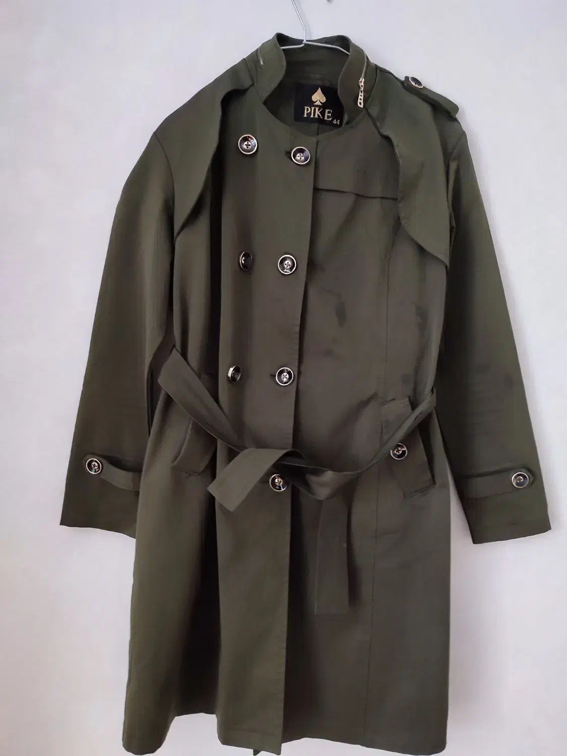 بارونی|لباس|خرم‌آباد, |دیوار