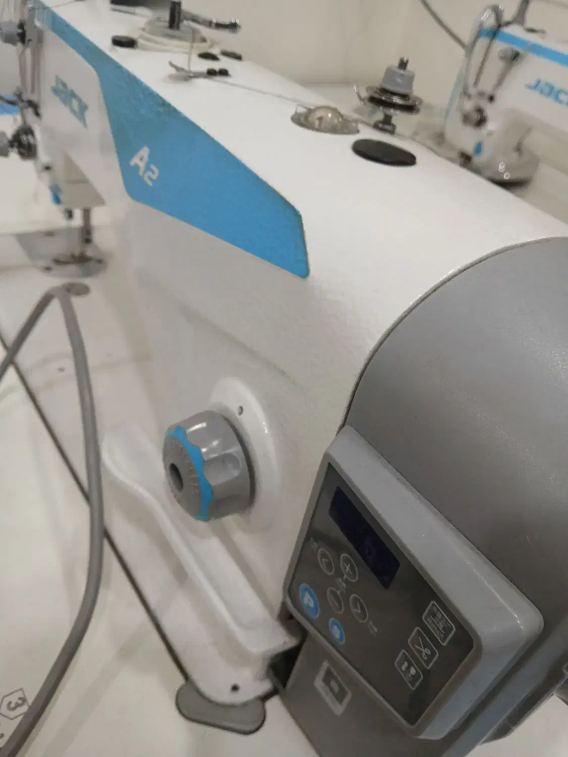 چرخ خیاطی راسته a2|چرخ خیاطی و ریسندگی|ری, جوانمرد قصاب|دیوار