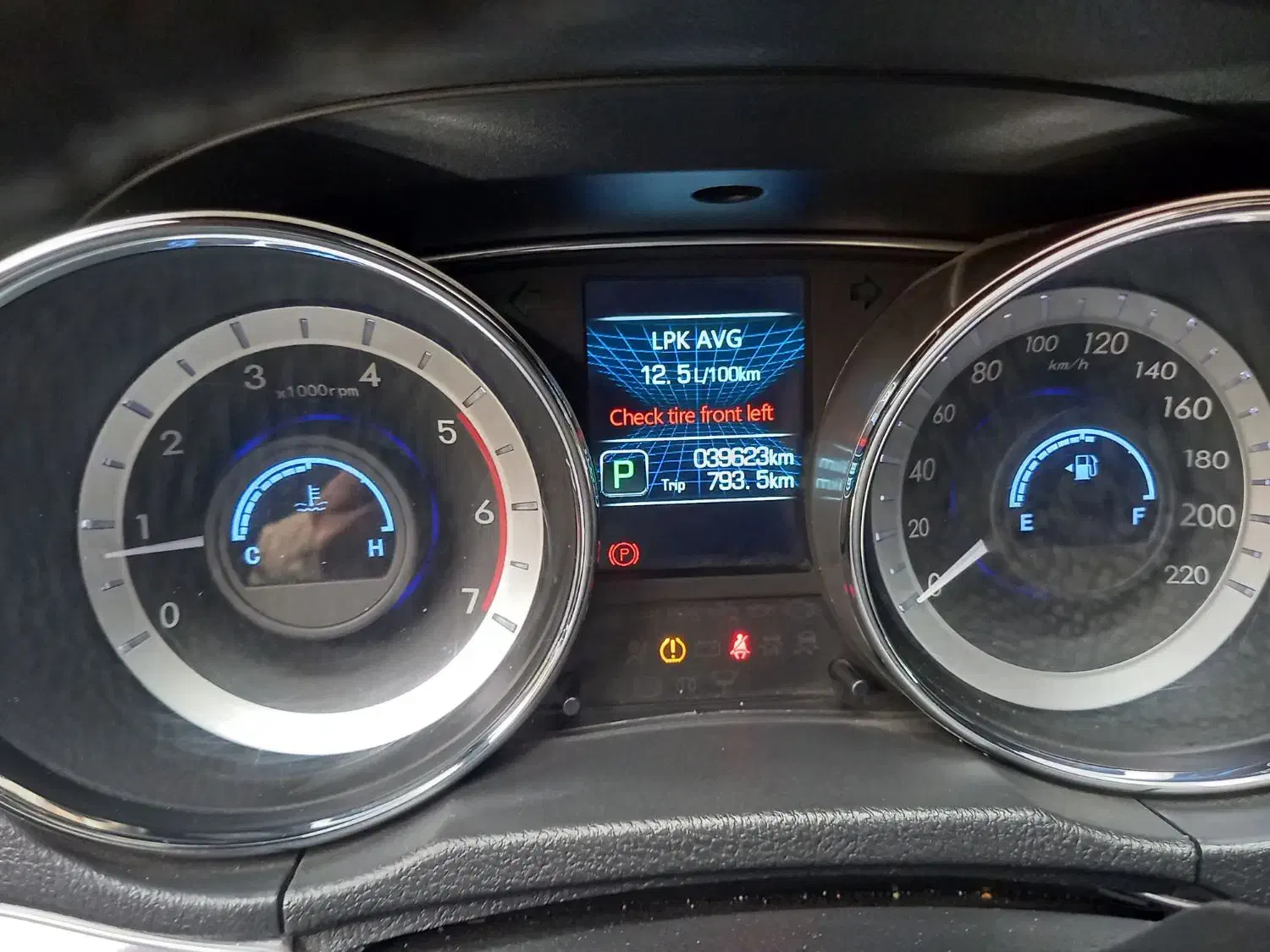 کلوت اتومات مدل ۴۰۳|خودرو سواری و وانت|ری, دیلمان|دیوار