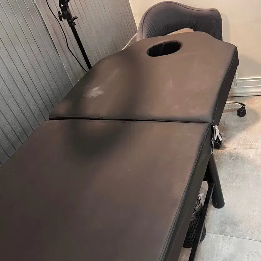 تخت مژه و وسایل مرتبط به آن|آرایشگاه و سالنهای زیبایی|تهران, امام زاده عبدالله|دیوار