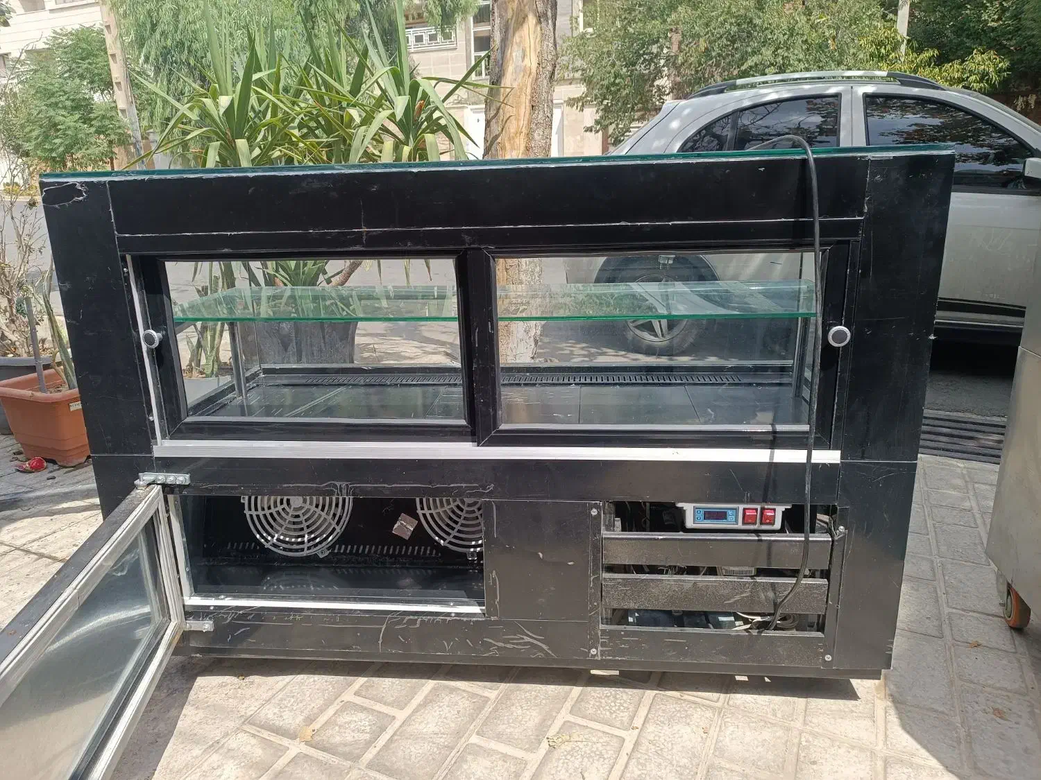 شوکیک|یخچال و فریزر|شیراز, فرهنگ شهر|دیوار