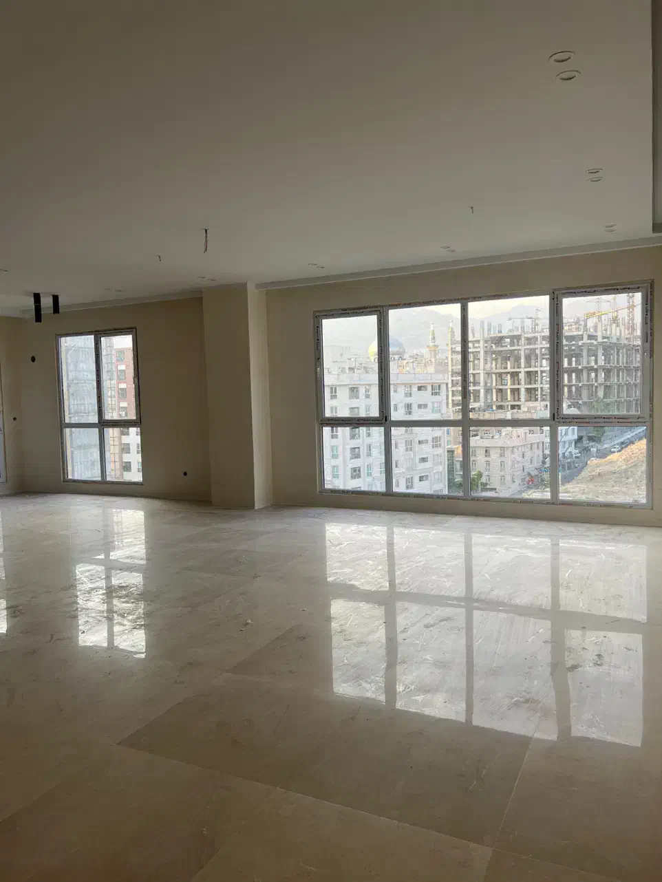 ۲۵۰ منری ۴ خواب ویو کارت پستال چهار فصل|فروش آپارتمان|تهران, پونک|دیوار