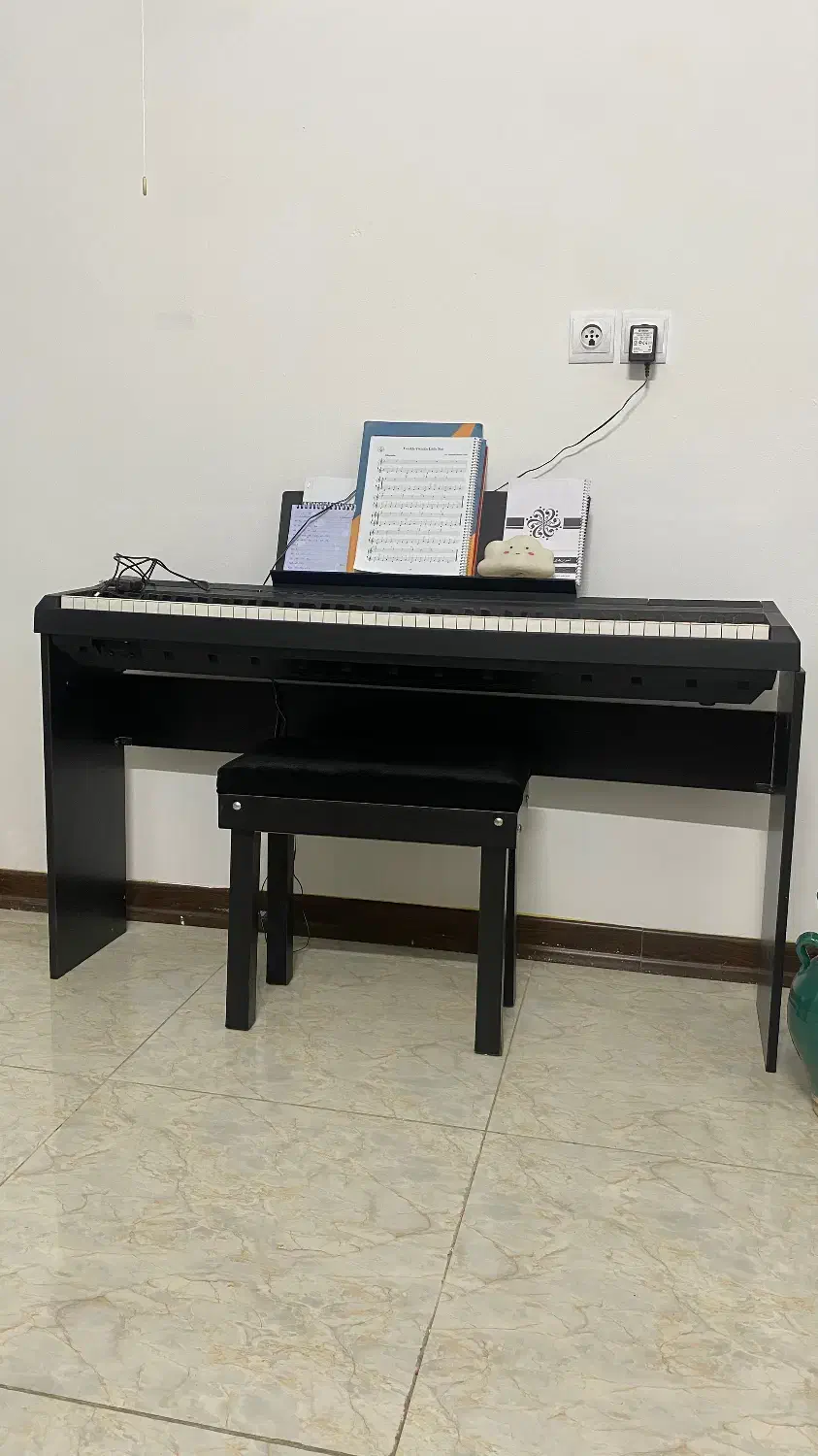 میز پیانو|پیانو، کیبورد، آکاردئون|نجفآباد, معرفت|دیوار