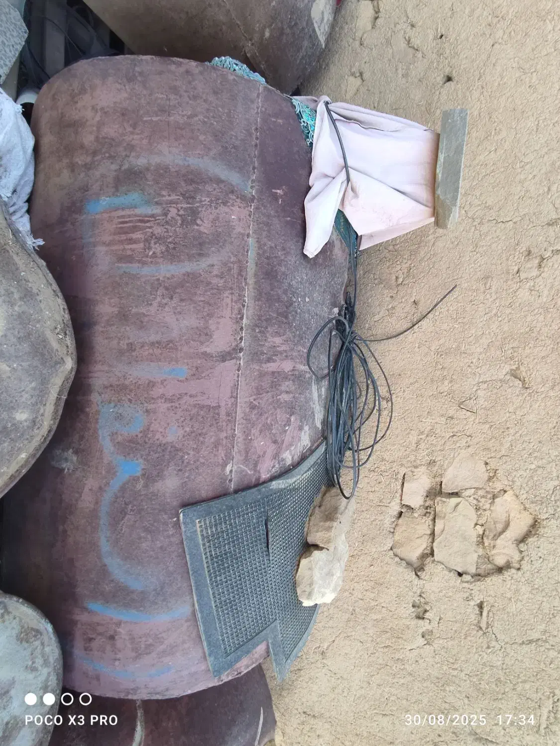 دوعددتانکر نفت|ابزارآلات|تکاب, |دیوار