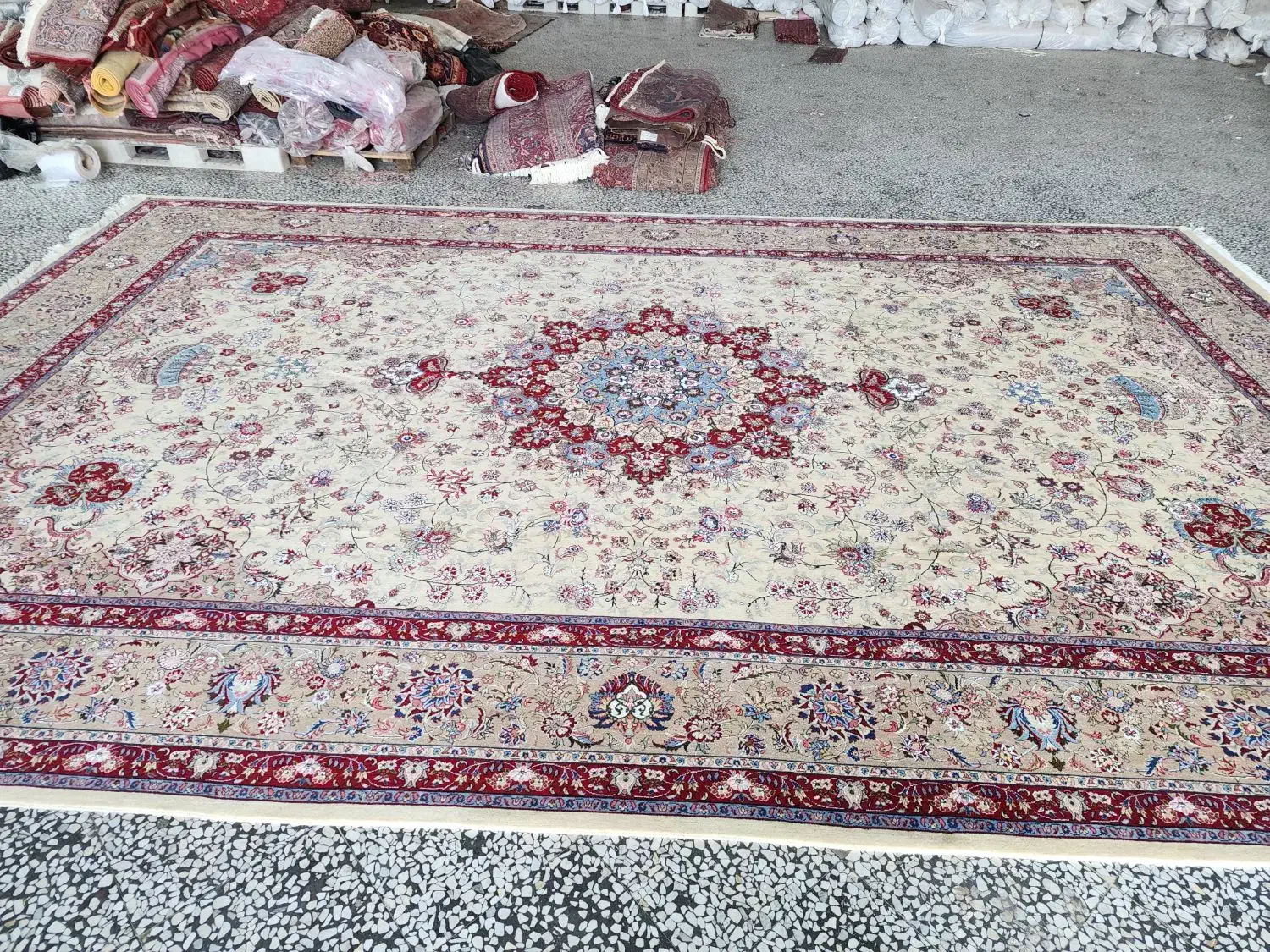 فرش دستباف|فرش|تهران, نیروی هوایی (پیروزی)|دیوار