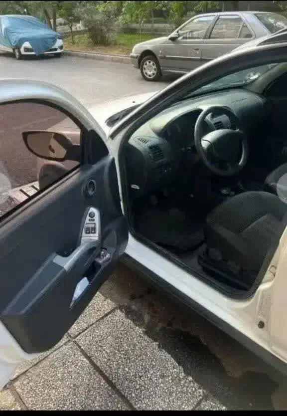 کوییک ۱۴۰۰ بی رنگ کارمندی|خودرو سواری و وانت|خرم‌آباد, |دیوار