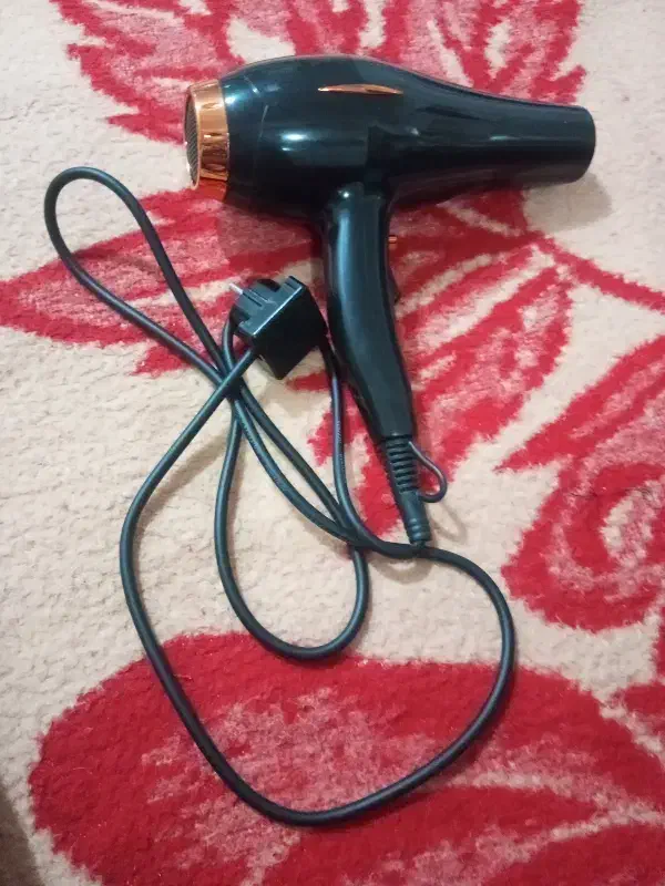 قیمت ۹۵۰ هزار تومان|سایر لوازم برقی|لالی, |دیوار