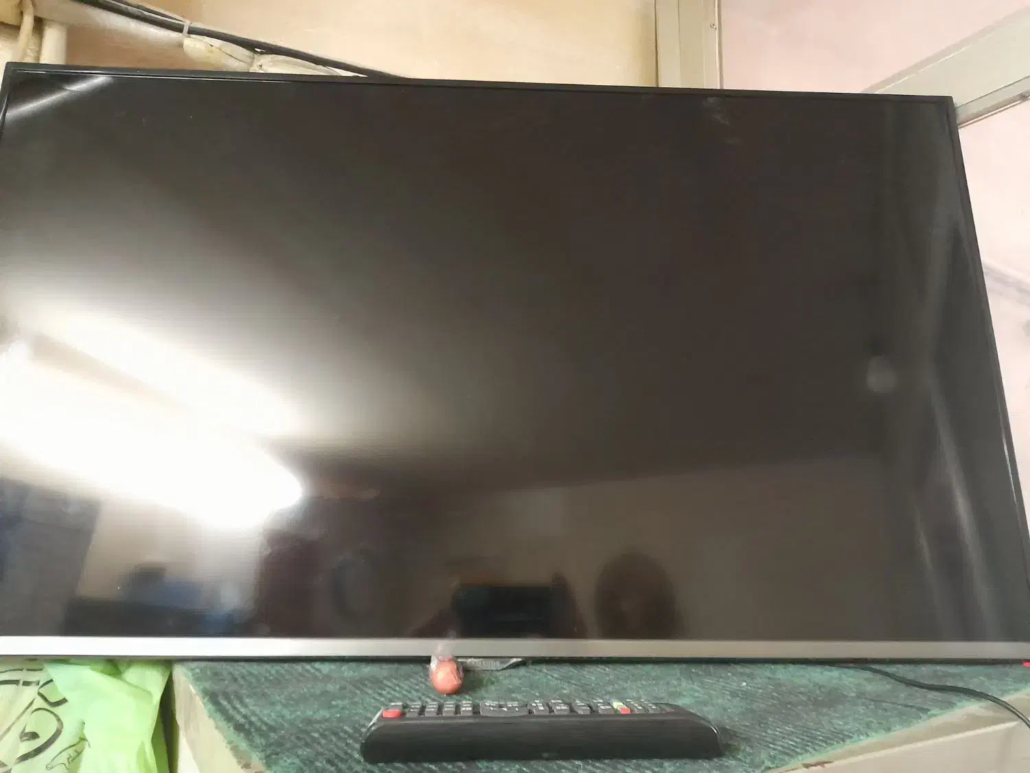 تلویزیون|تلویزیون و پروژکتور|ساوه, |دیوار