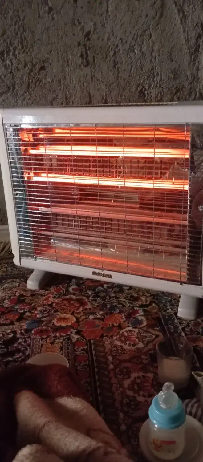 بخاری|بخاری، هیتر، شومینه|نیمروز, |دیوار