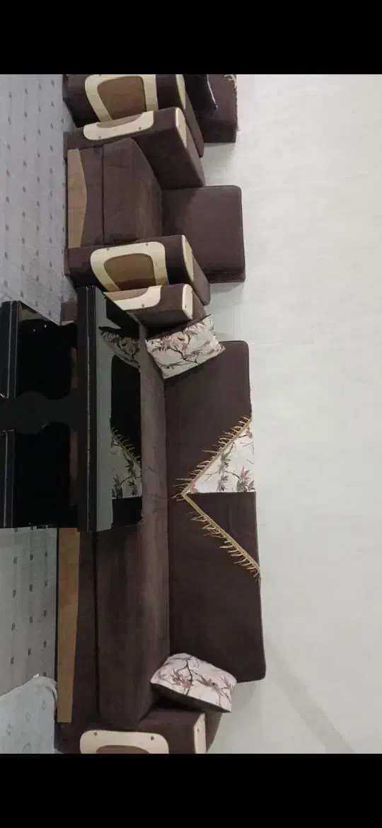 مبل|مبلمان خانگی و میز عسلی|سیلوانه, |دیوار