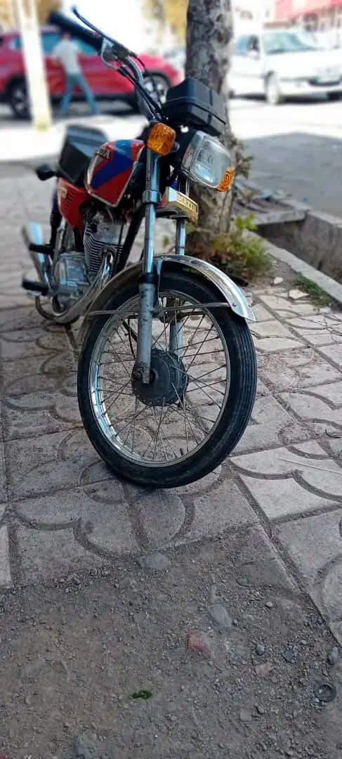 موتور سالم او تمیز بدون کوچیک ترین ایراد|موتورسیکلت|اهر, |دیوار