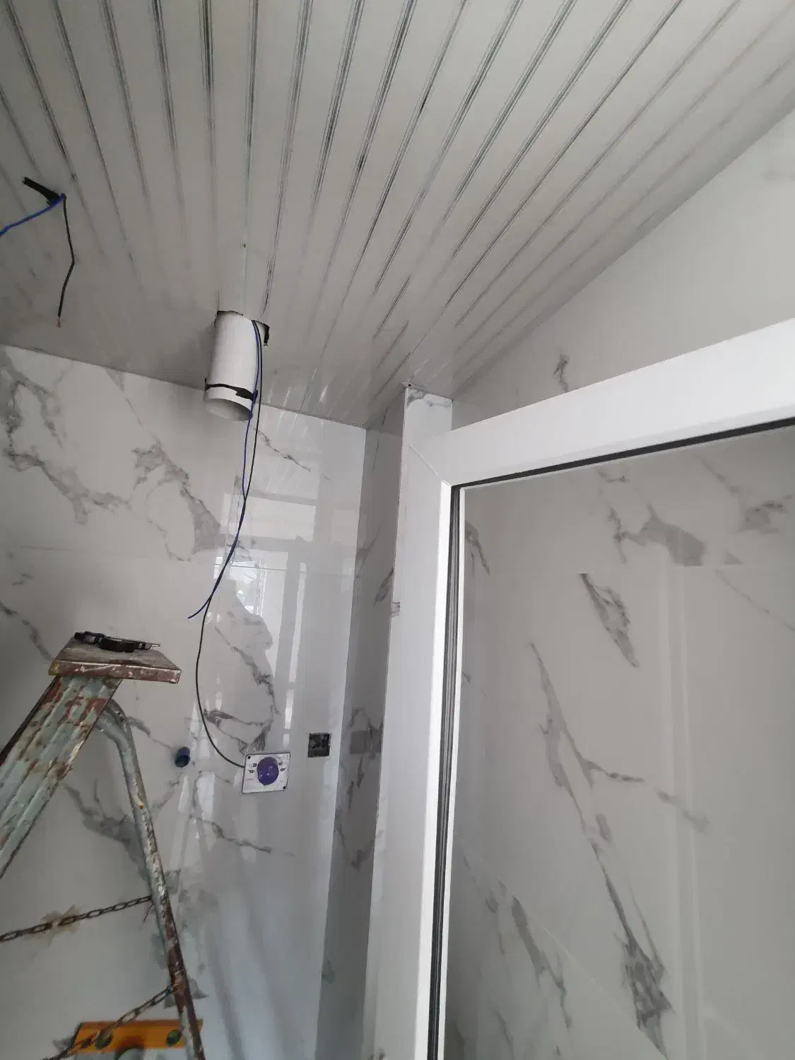 انجام سقف کاذب pvc دیوار پوش رنگ امیزی|خدمات پیشه و مهارت|دوگنبدان, |دیوار