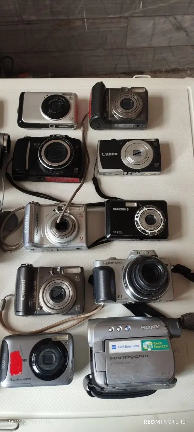 تعدادی دوربین دیجیتال و فیلمبرداری|دوربین عکاسی و فیلم‌برداری|اراک, |دیوار