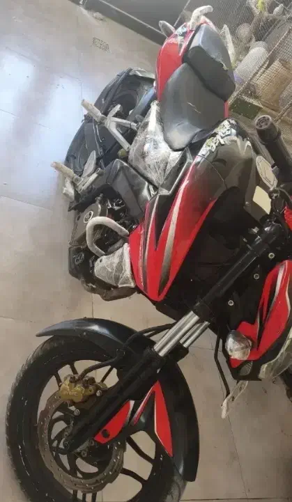 ns200 مدل ۹۵|موتورسیکلت|تهران, چیذر|دیوار