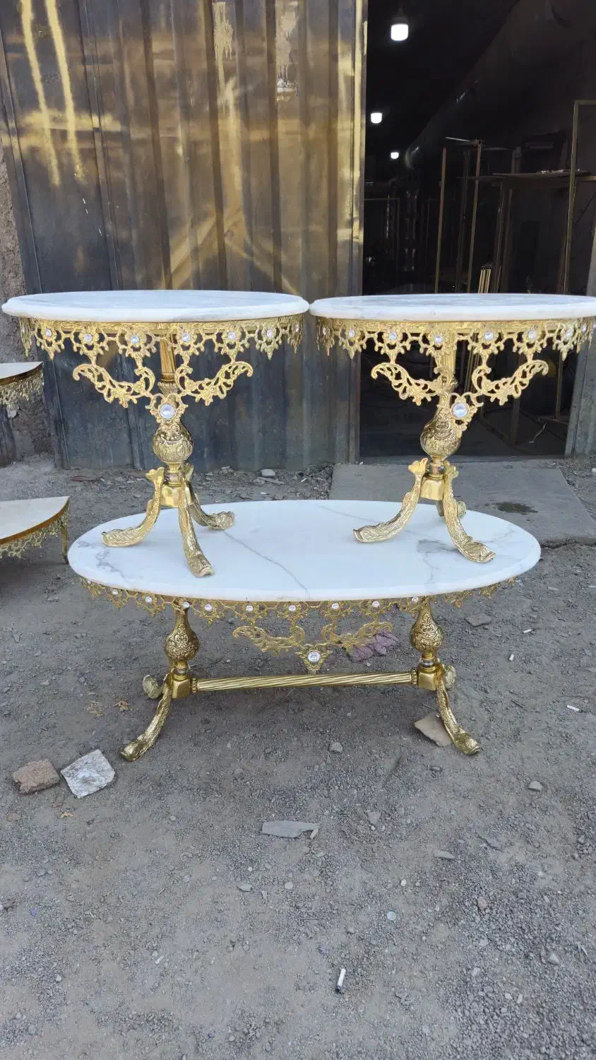 جلومبلی برنزی و عسلی برنزی|مبلمان خانگی و میز عسلی|پاکدشت, خاتون آباد|دیوار