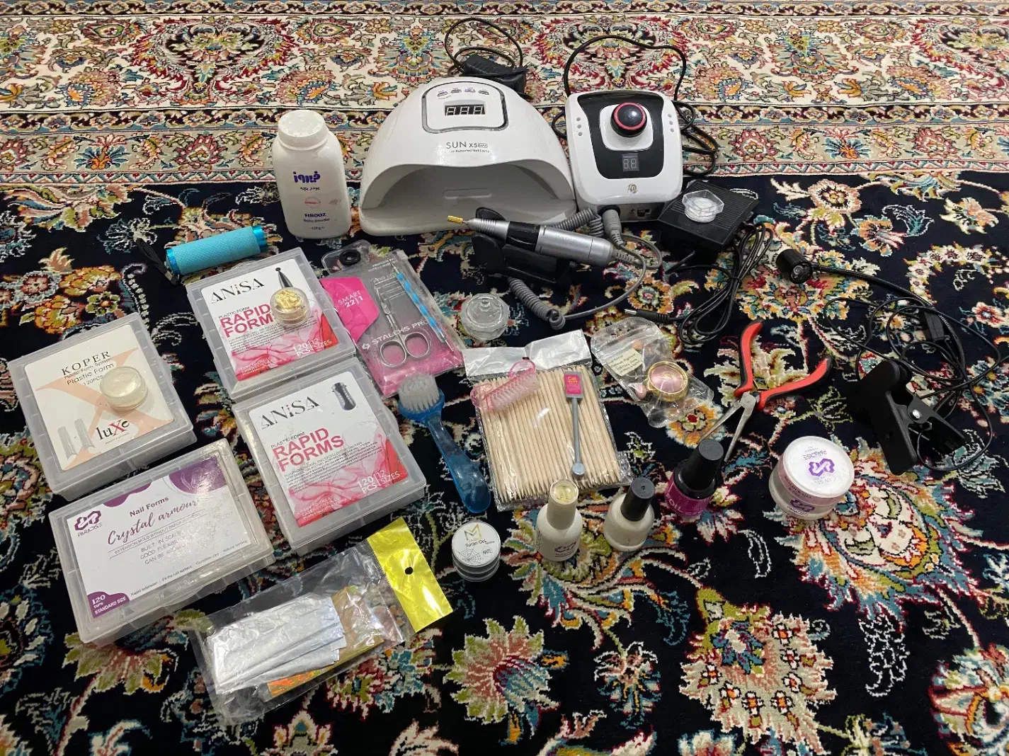 لوازم کاشت ناخن|آرایشی، بهداشتی، درمانی|مشهد, کارمندان دوم|دیوار