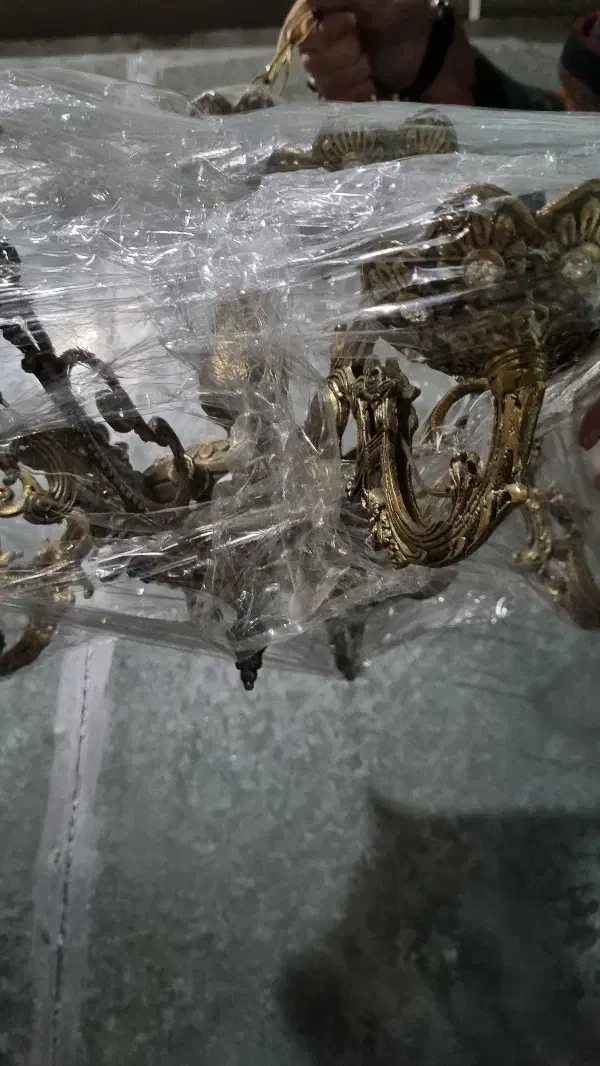 لوستر برنزی|لوستر و چراغ آویز|تهران, هفده شهریور|دیوار