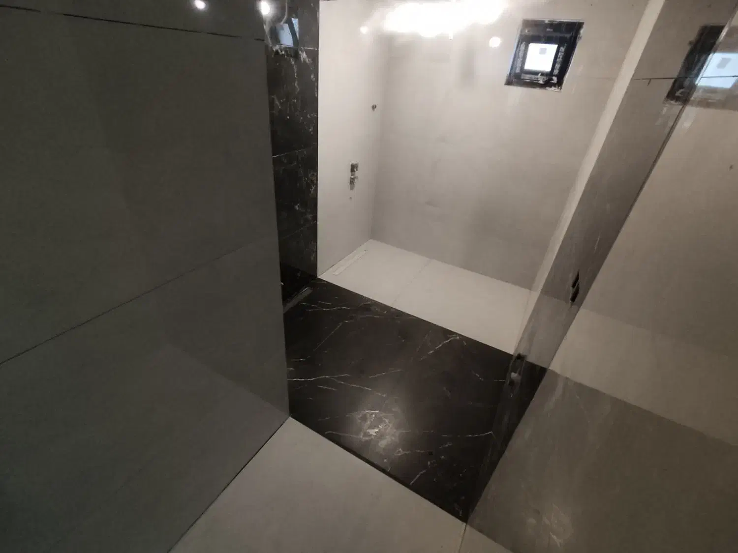 خدمات سرامیک کاری و اسلب کاری استاد کار اصفهانی|خدمات پیشه و مهارت|کرمانشاه, |دیوار