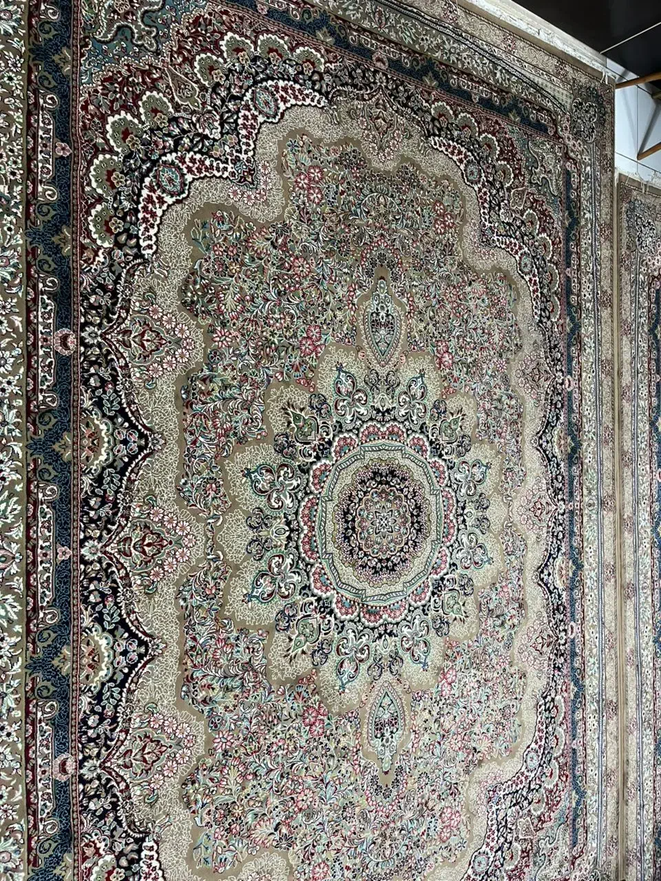 فرش ۹ متری|فرش|رشت, باهنر|دیوار