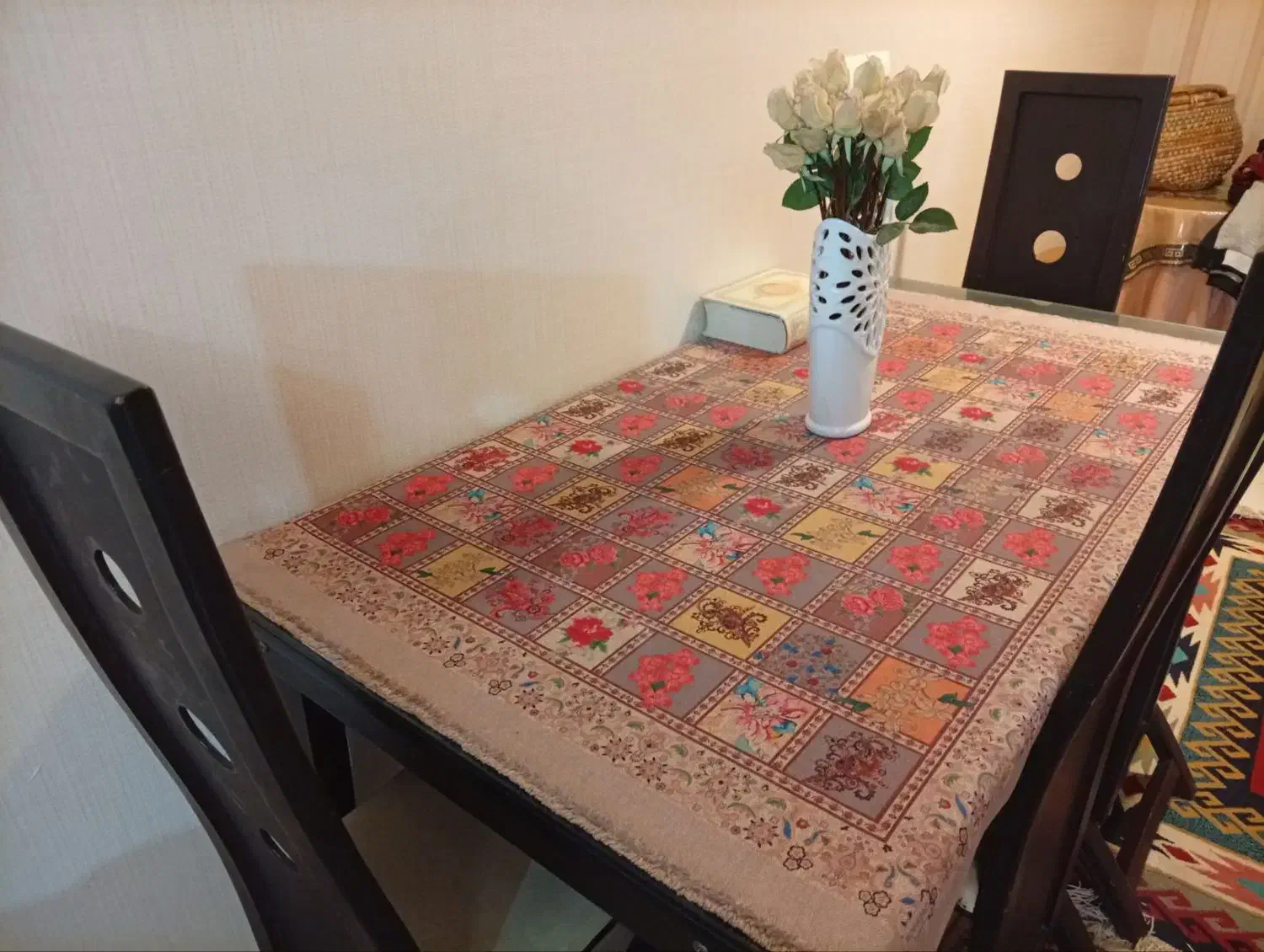 صندلی و میز ناهارخوری  ۴ نفره|میز و صندلی غذاخوری|علی‌آباد کتول, |دیوار