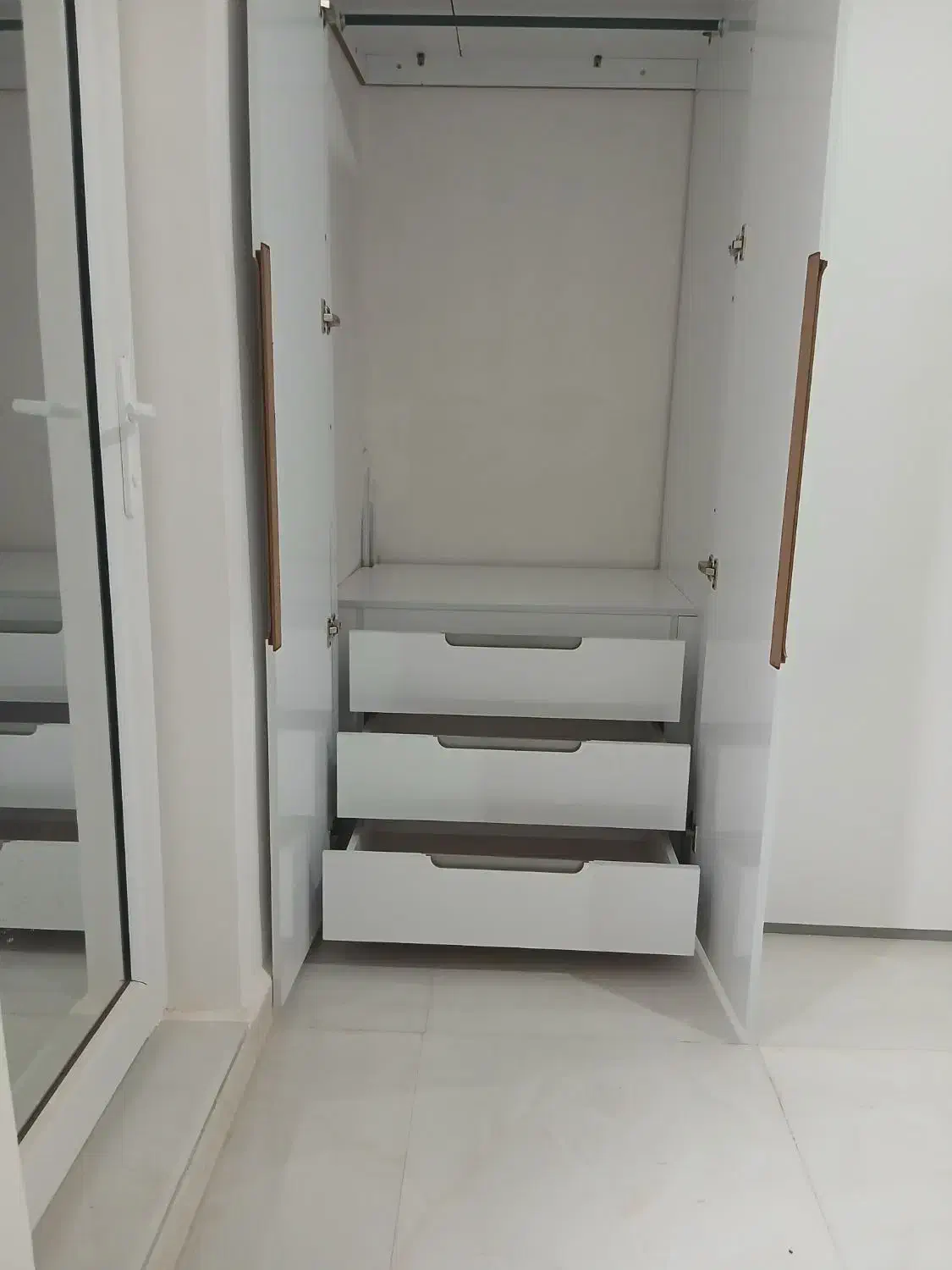 اجرای تمامیه سازه های چوبی|جاکفشی، کمد، دراور|گرمی, |دیوار