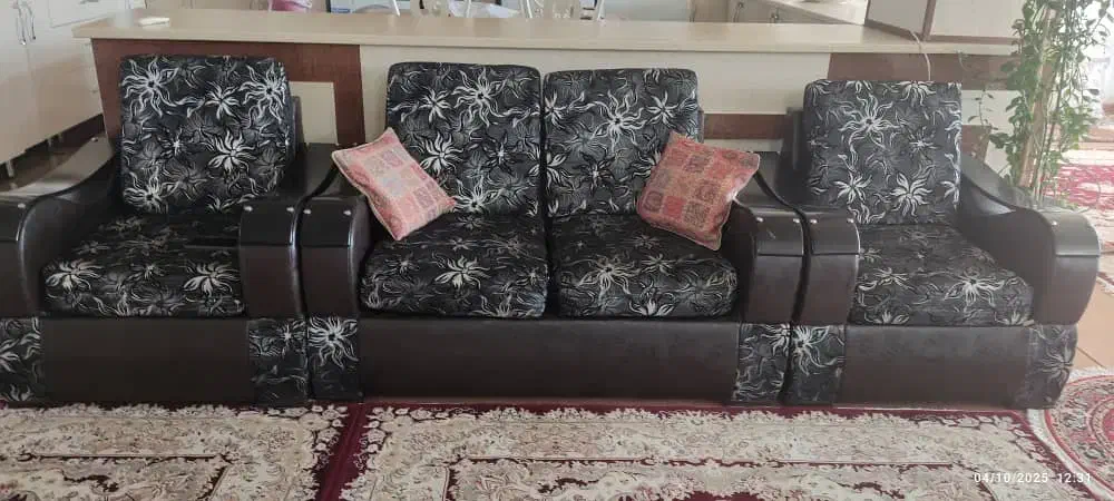 مبل راحتی 7نفره|مبلمان خانگی و میز عسلی|مرند, |دیوار