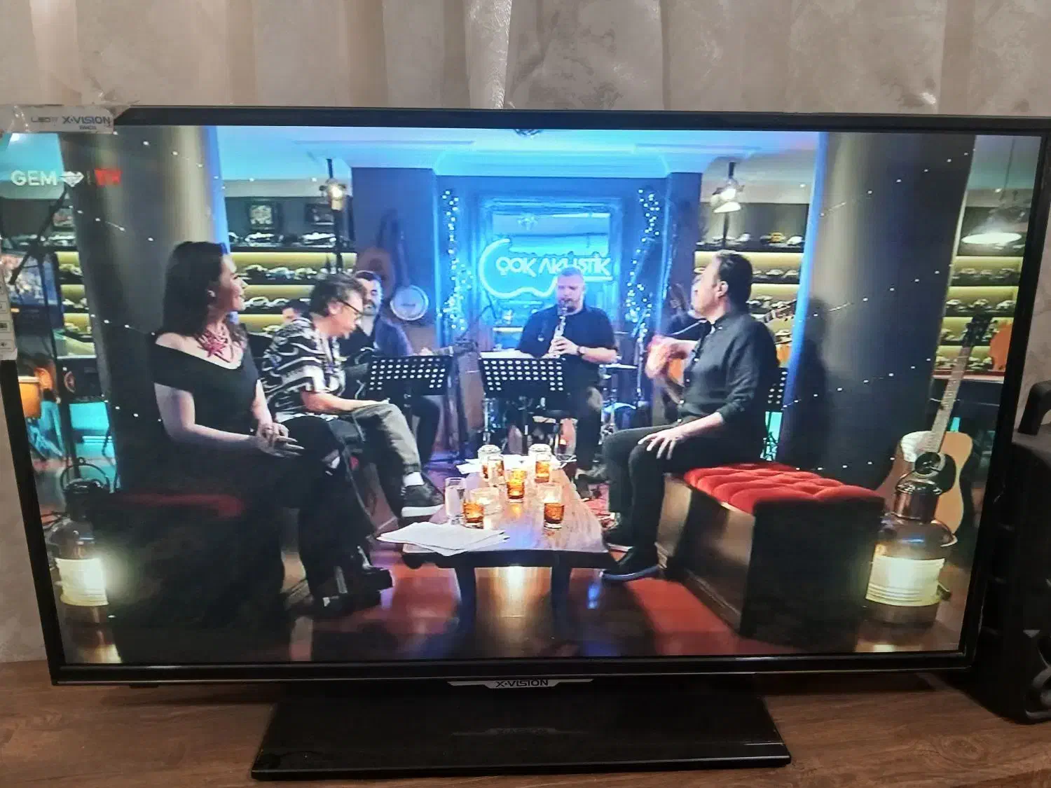 تلویزیون ال ای دی ۴۲ اینج|تلویزیون و پروژکتور|خرمآباد, |دیوار