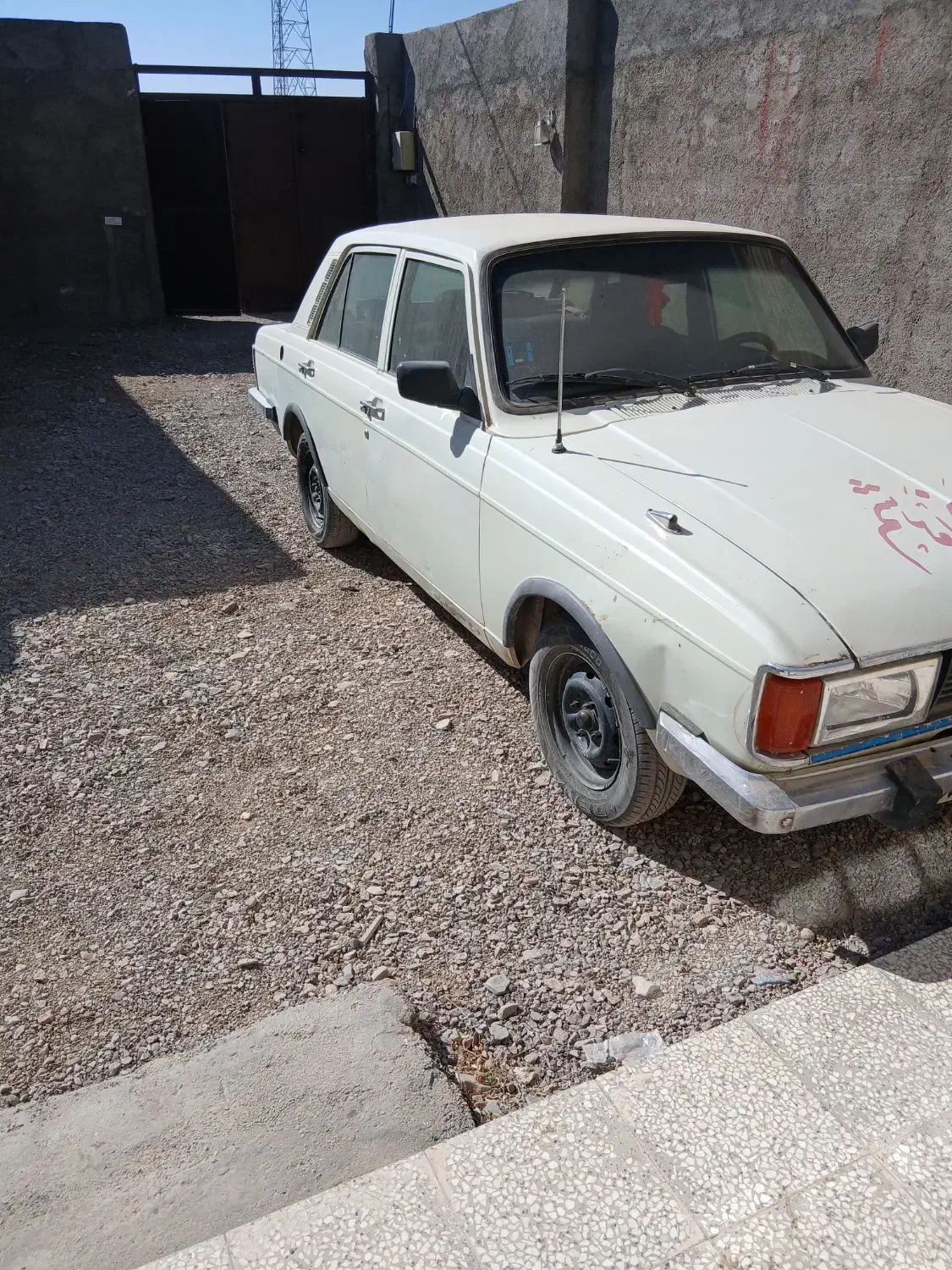 پیکان مدل ۸۳|خودرو سواری و وانت|سده (خراسان جنوبی), |دیوار