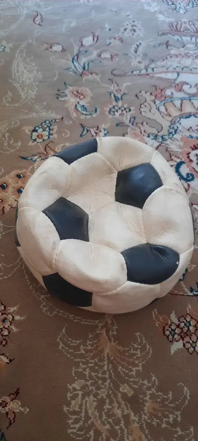 ۳ عدد توپ والیبال و فوتبال نو|اسباببازی بچه|زاهدان, |دیوار