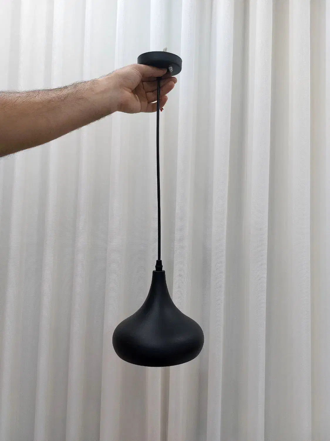 دو عدد لوستر کلاسیک|لوستر و چراغ آویز|بروجرد, |دیوار