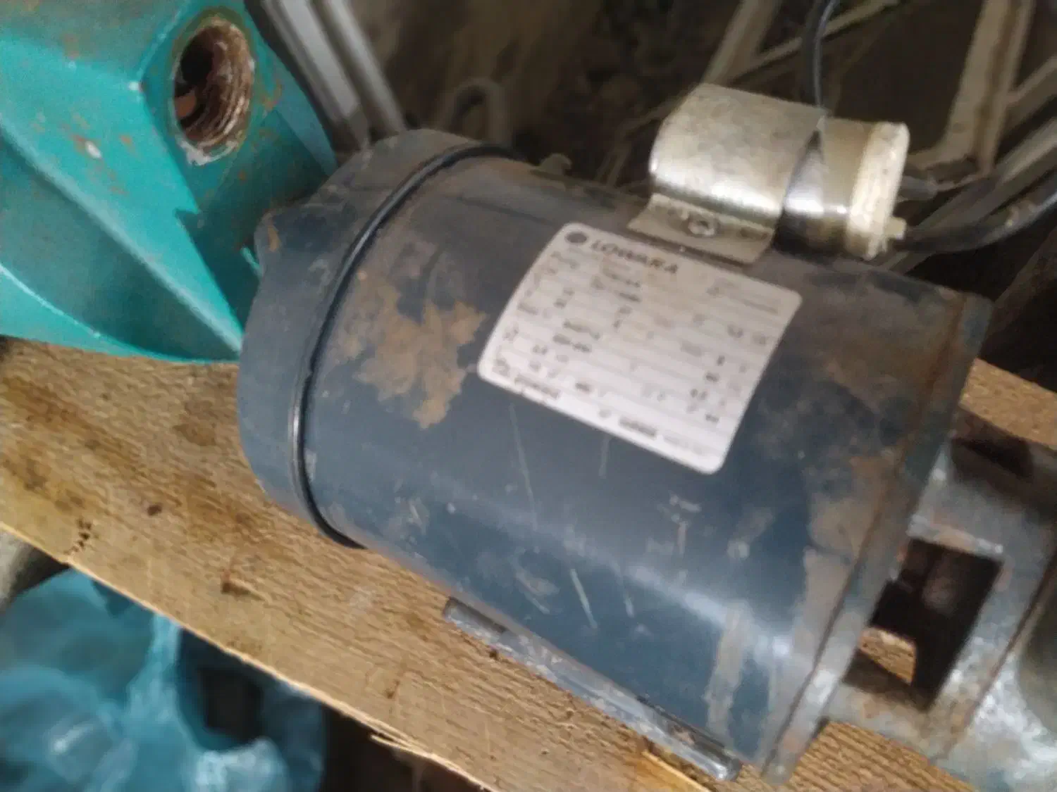 ۳عددپمپابسرویسشدهبهشرطکارهمراهنصبرایگان|مصالح و تجهیزات ساختمان|خشکبیجار, |دیوار