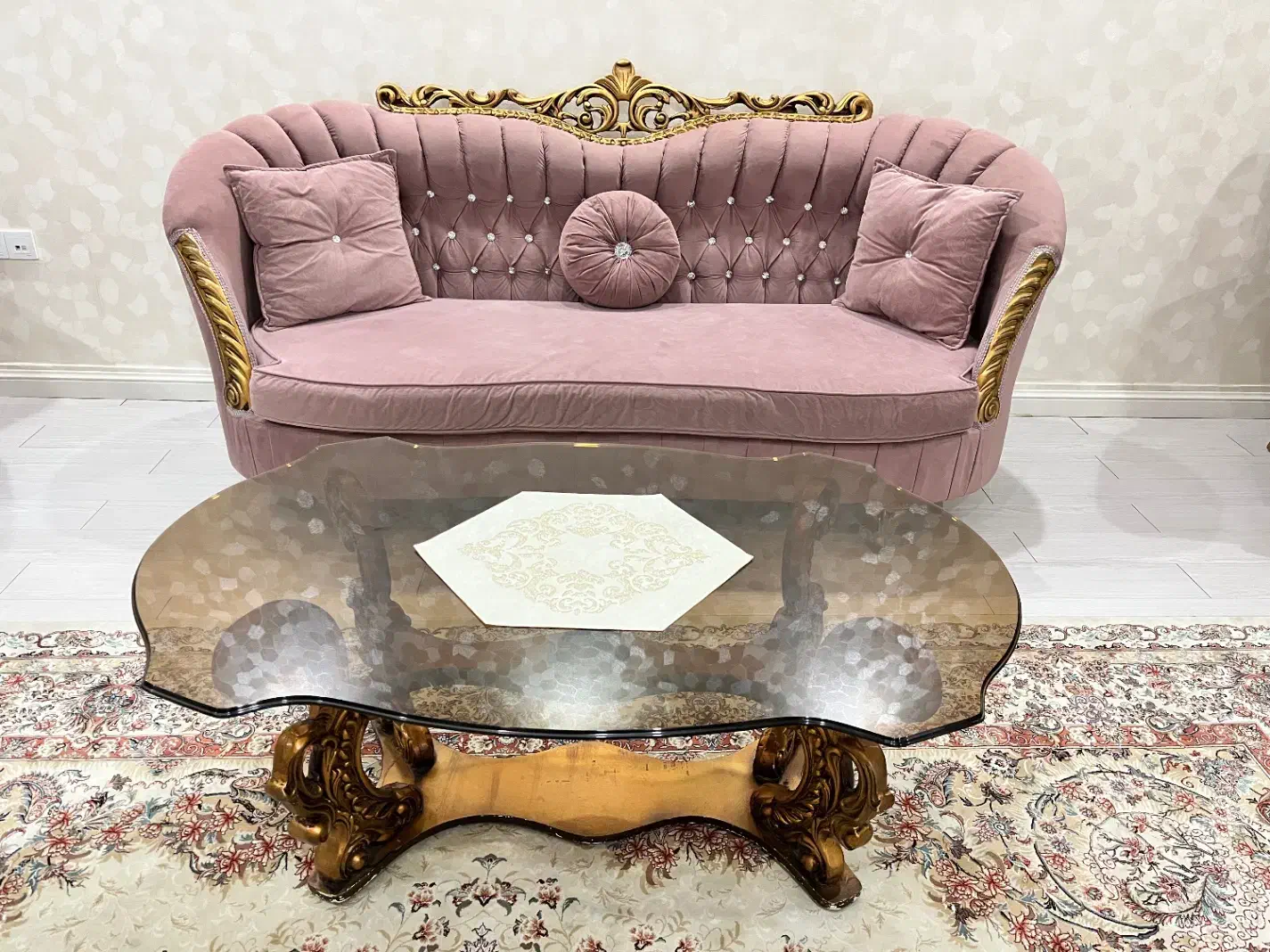 مبل ۷نفره منبت کاری شده|مبلمان خانگی و میز عسلی|رشت, جهاد|دیوار