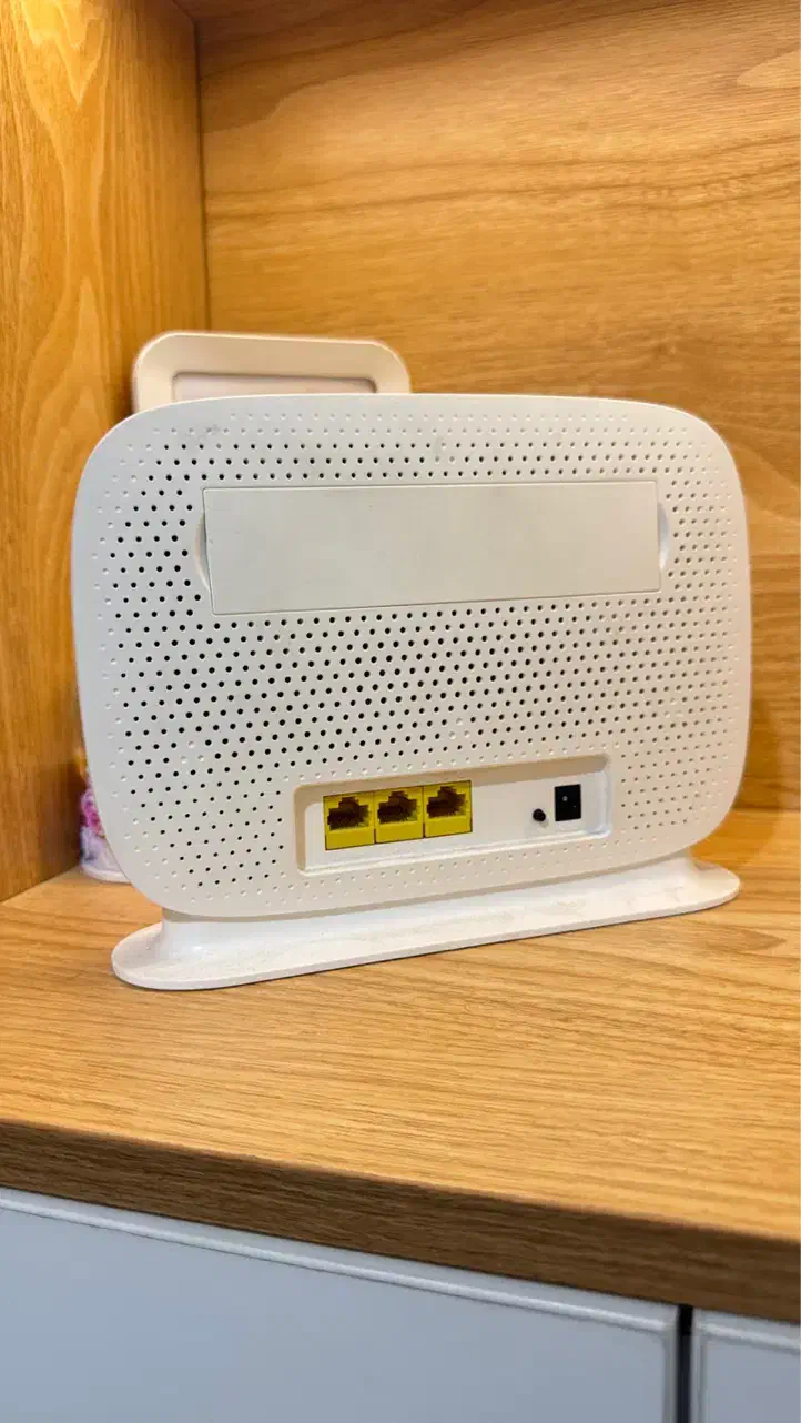 مودم Tp-Link 4g مدل MR505|مودم و تجهیزات شبکه|تهران, قبا|دیوار