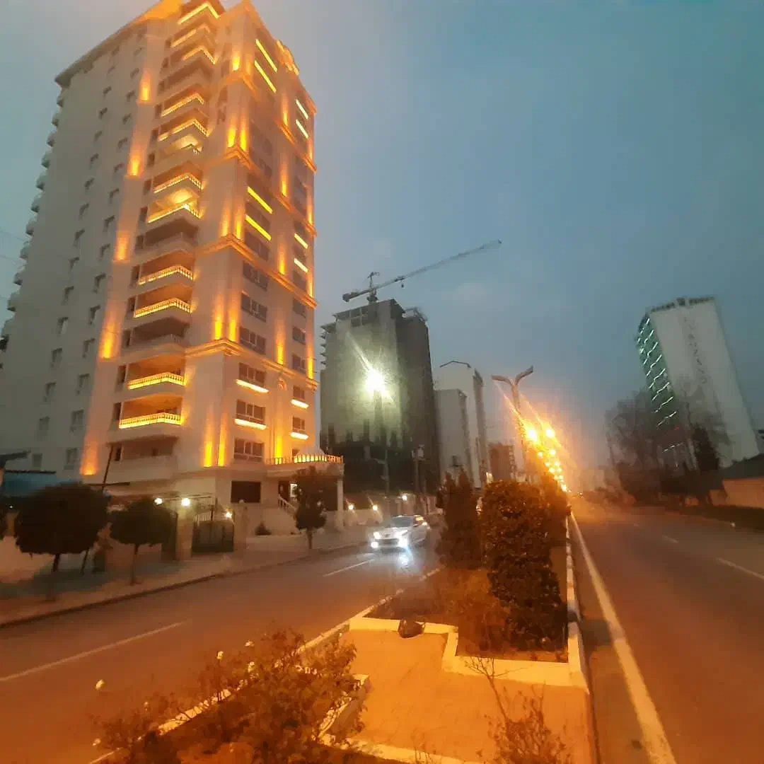 فروش واحد ۱۳۴ متری زیر قیمت سرخرود|فروش آپارتمان|سرخرود, |دیوار