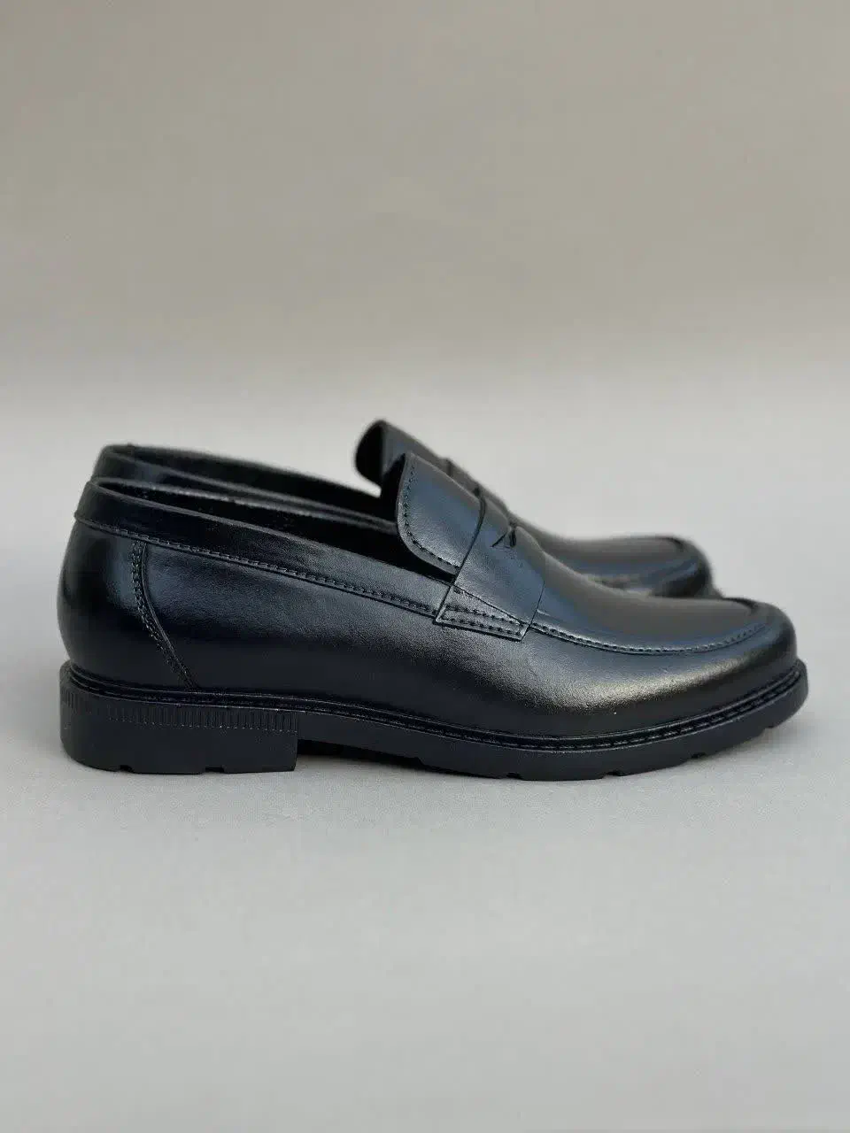 کفش مجلسی|کیف، کفش، کمربند|گناباد, |دیوار