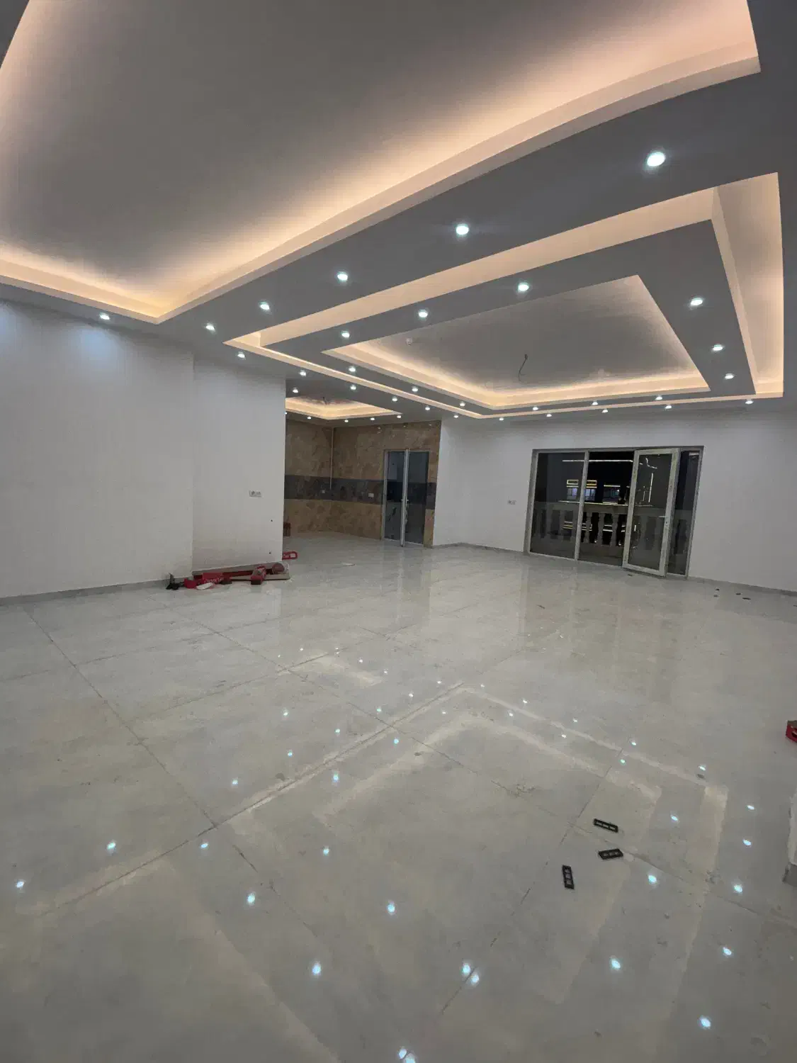 فروش آپارتمان لوکس و نوساز در اندیشه جنوبی|فروش آپارتمان|گنبد کاووس, |دیوار