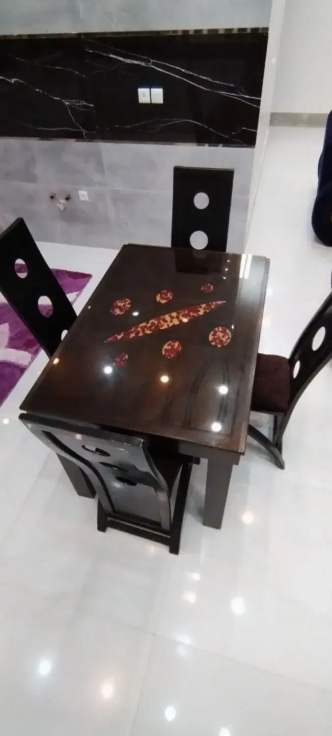 میز نهارخوری4نفره|میز و صندلی غذاخوری|فولادشهر, B5|دیوار