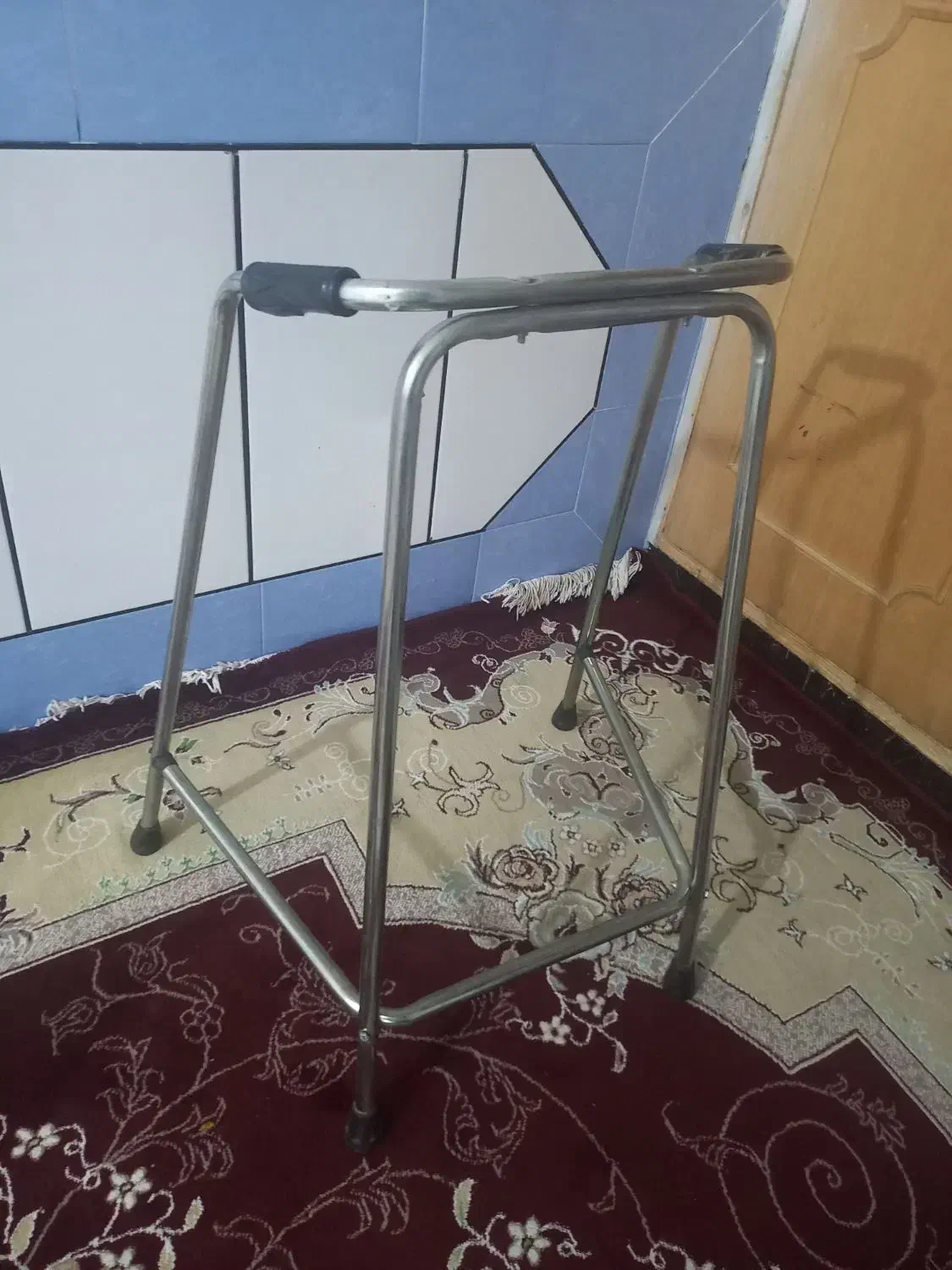 واکر|آرایشی، بهداشتی، درمانی|دورود, |دیوار