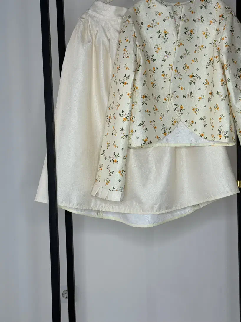 مزون در منظریه|لباس|خمینی‌شهر, |دیوار