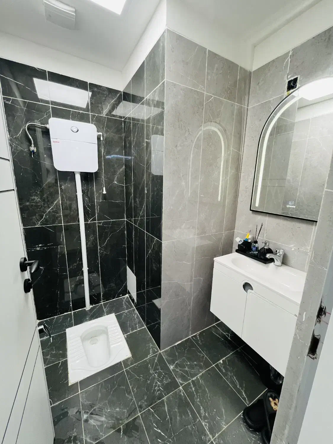 آپارتمان ۱۱۰متری دو خوابه فردوس برج افق اکباتان