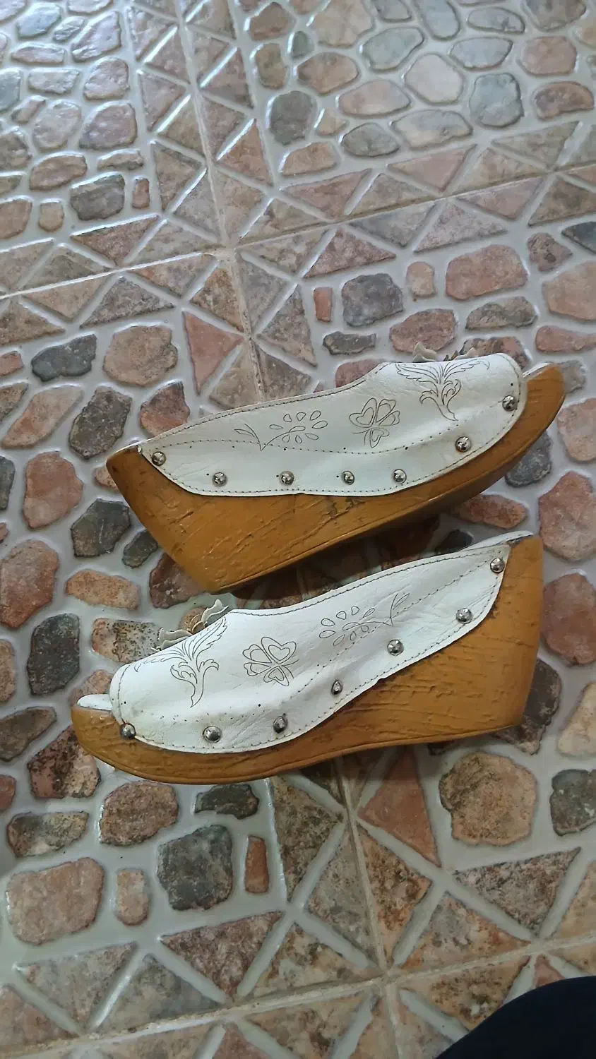 کفش|کیف، کفش، کمربند|کوهدشت, |دیوار