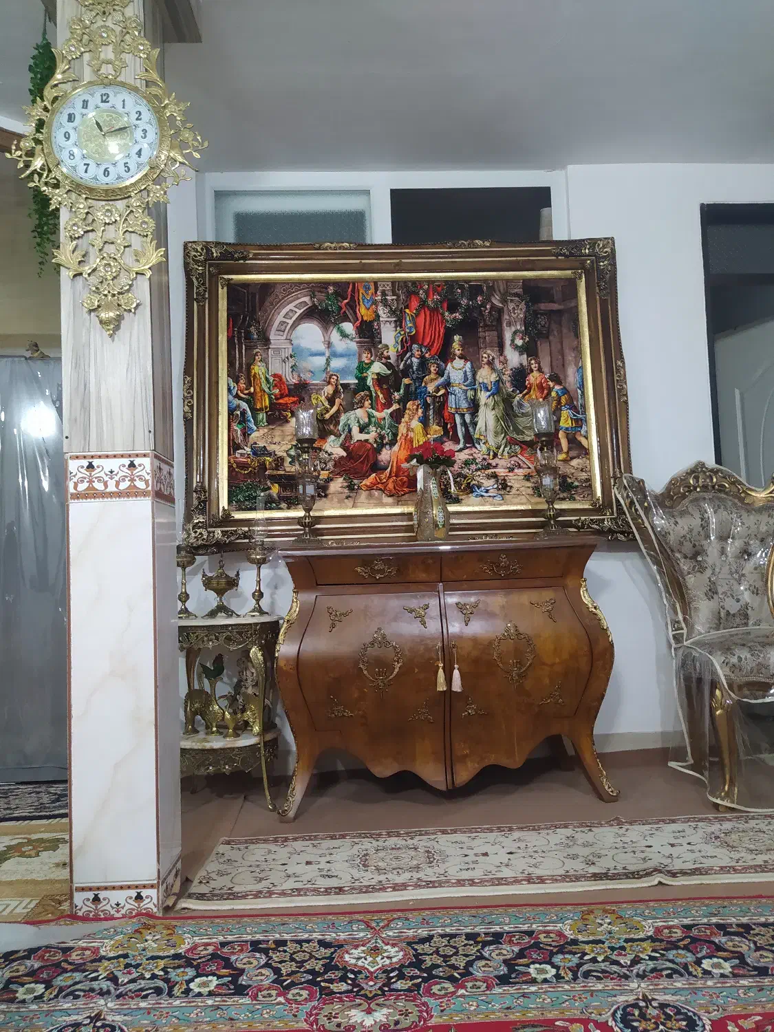 کنسول مدل خمره ای همراه با اینه|بوفه، ویترین، کنسول|زنجان, |دیوار