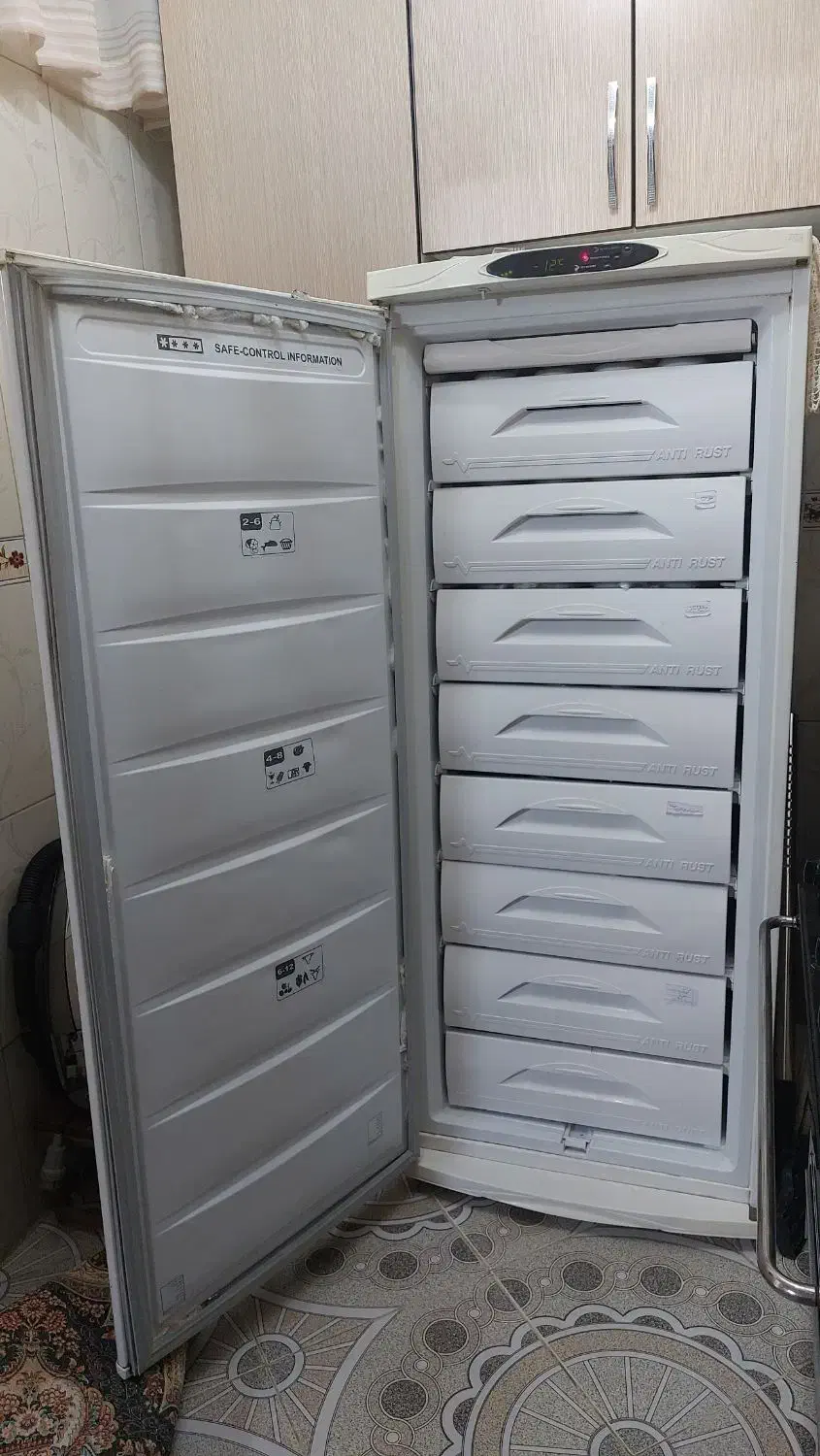 یخچال تمام فریز امرسان|یخچال و فریزر|نسیم‌شهر, |دیوار